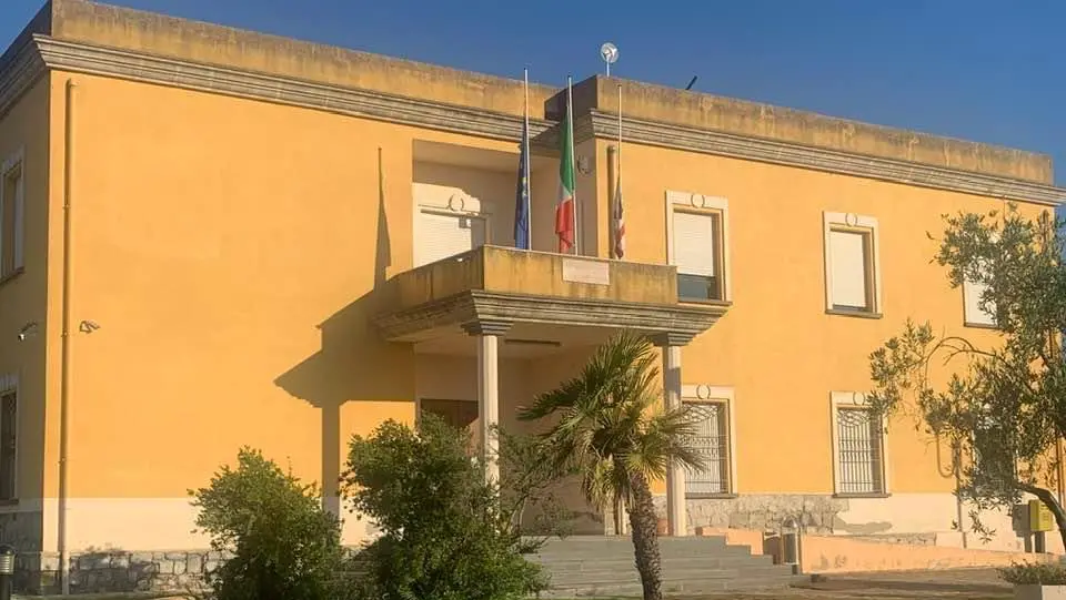 https://immagini.unionesarda.it/version/c:NjRiOTZmYWYtYTZmNi00:M2FjYmMyODYtOTY5Yi00/image.webp?f=16:9