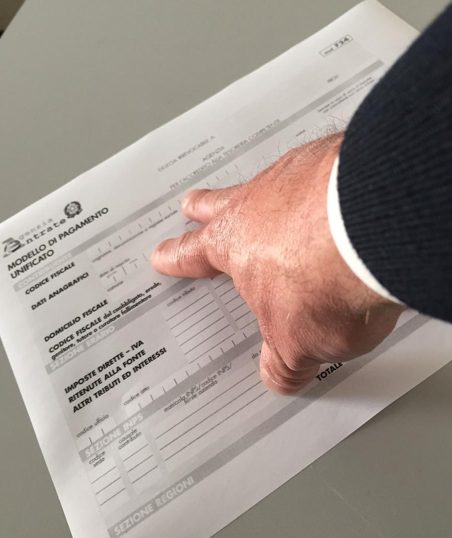 Pressione fiscale record: nel 2025 al 51,4%