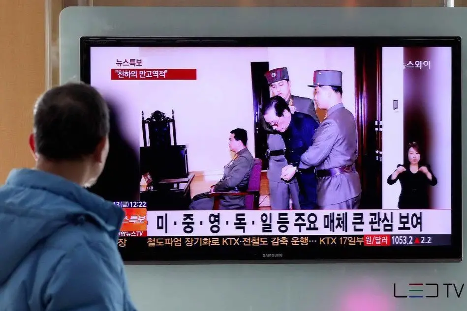L'arresto di Jang Song-Thaek mostrato in tv