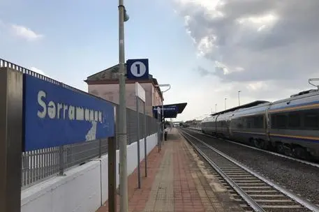 La stazione di Serramanna (Ansa)