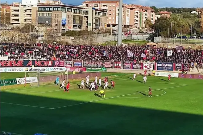Una delle gare della Torres del campionato 2024/25 (foto G. Marras)