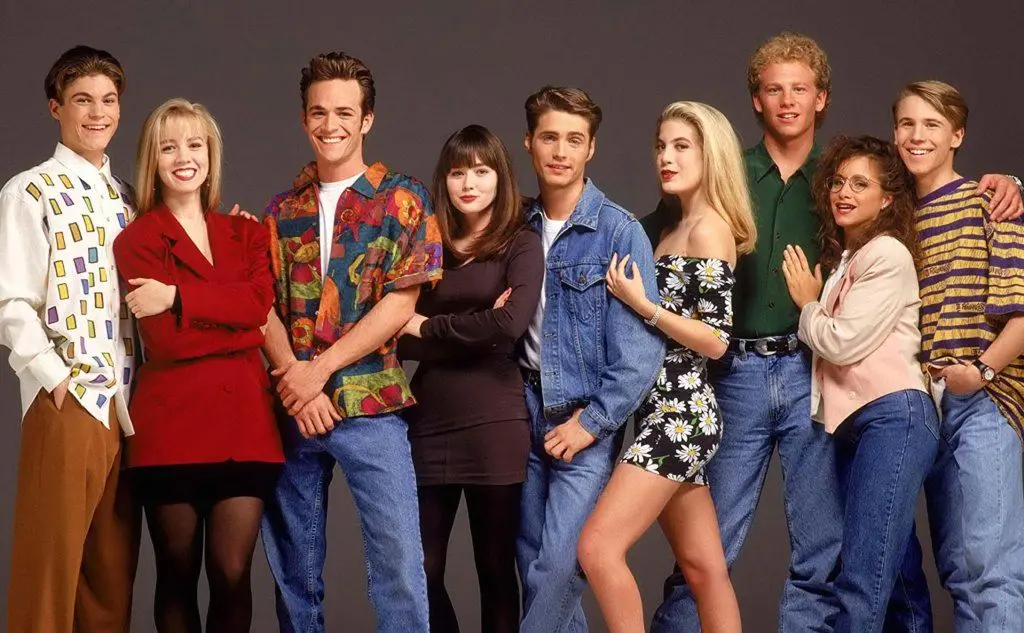 Una foto del cast di Beverly Hills 90210 (foto Ansa)
