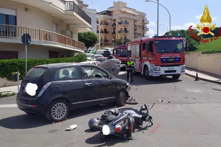 L'incidente (foto Vigili del Fuoco)