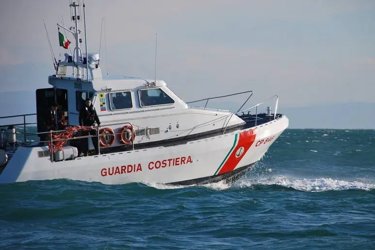 Guardia Costiera (foto Ansa)