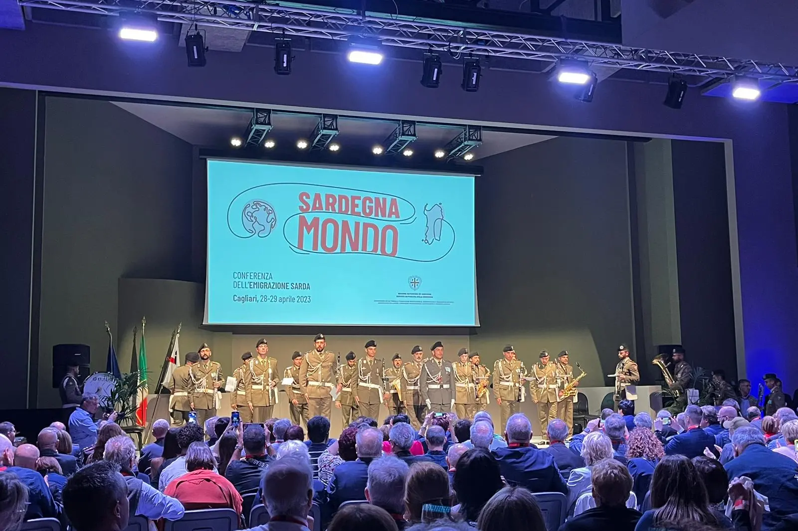 La conferenza al Teatro Doglio (foto Schiesaro)