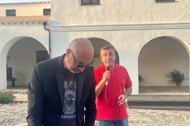 Fabrizio Maria Nicolletti e il sindaco Alessandro Pireddu (foto Sirigu)