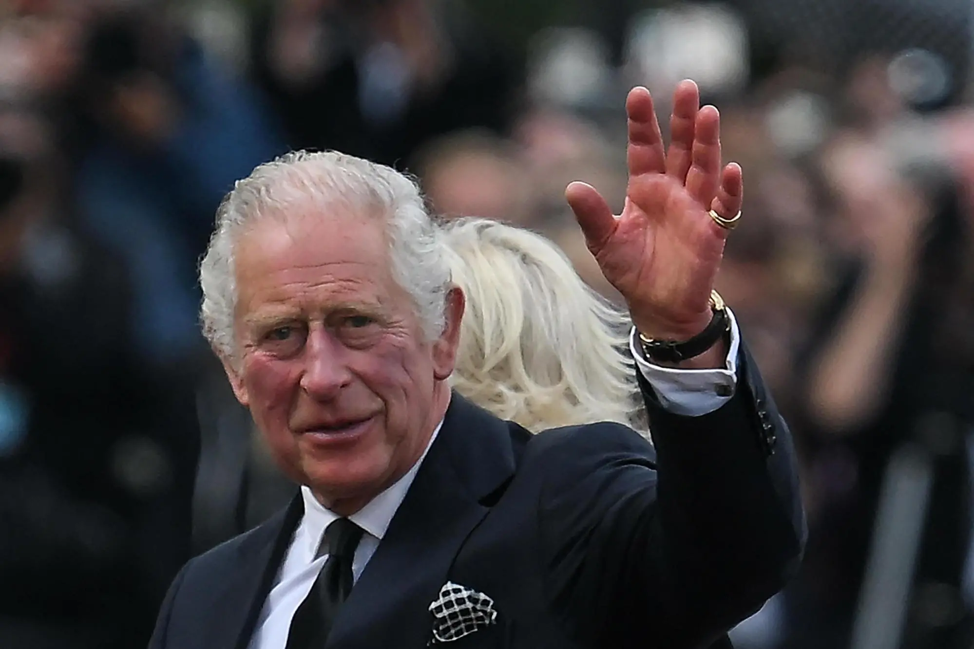 Carlo III è stato proclamato formalmente re negli appartamenti di St James, nel complesso di Buckingham Palace