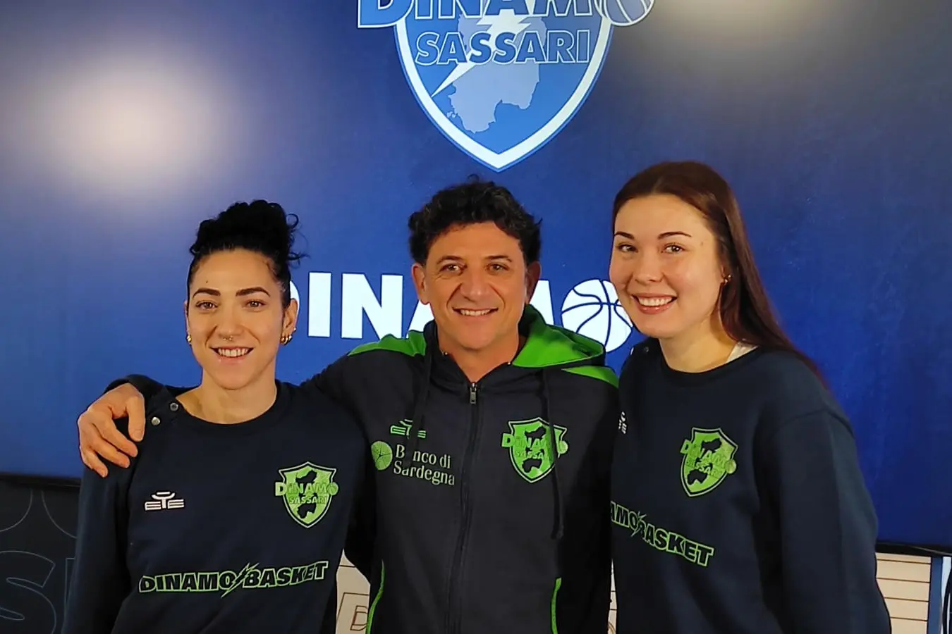 Carangelo, Restivo e Gonzales della Dinamo Women (foto G. Marras)