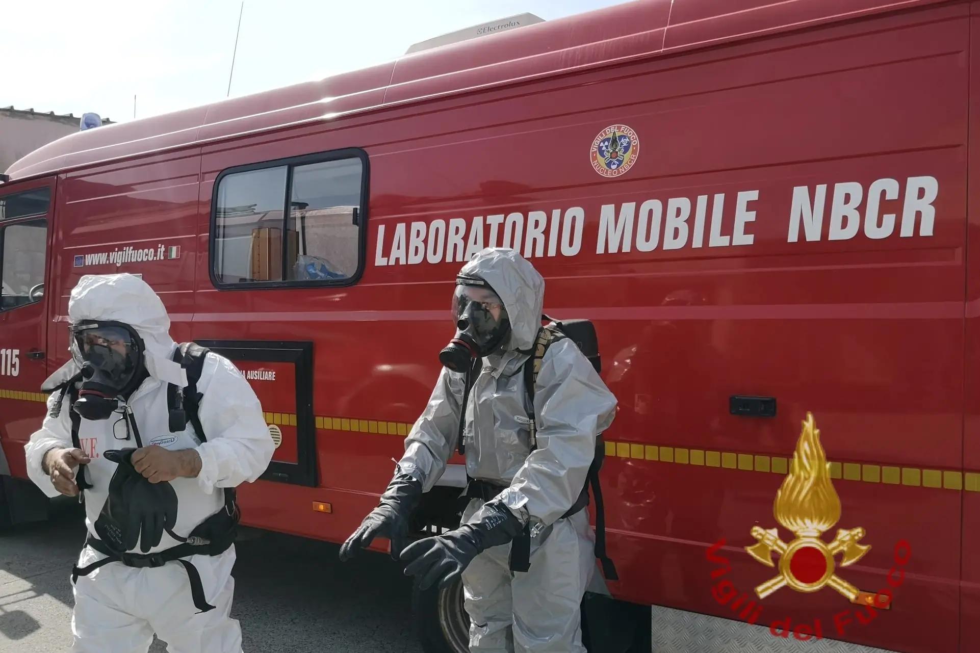 Laboratorio mobile Nbcr Vigili del fuoco