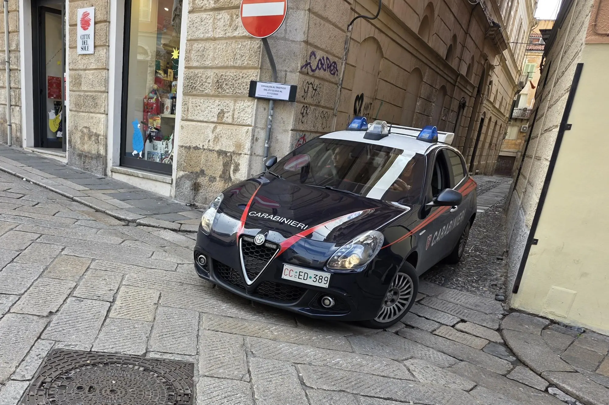 I carabinieri sul posto (Foto: Floris)