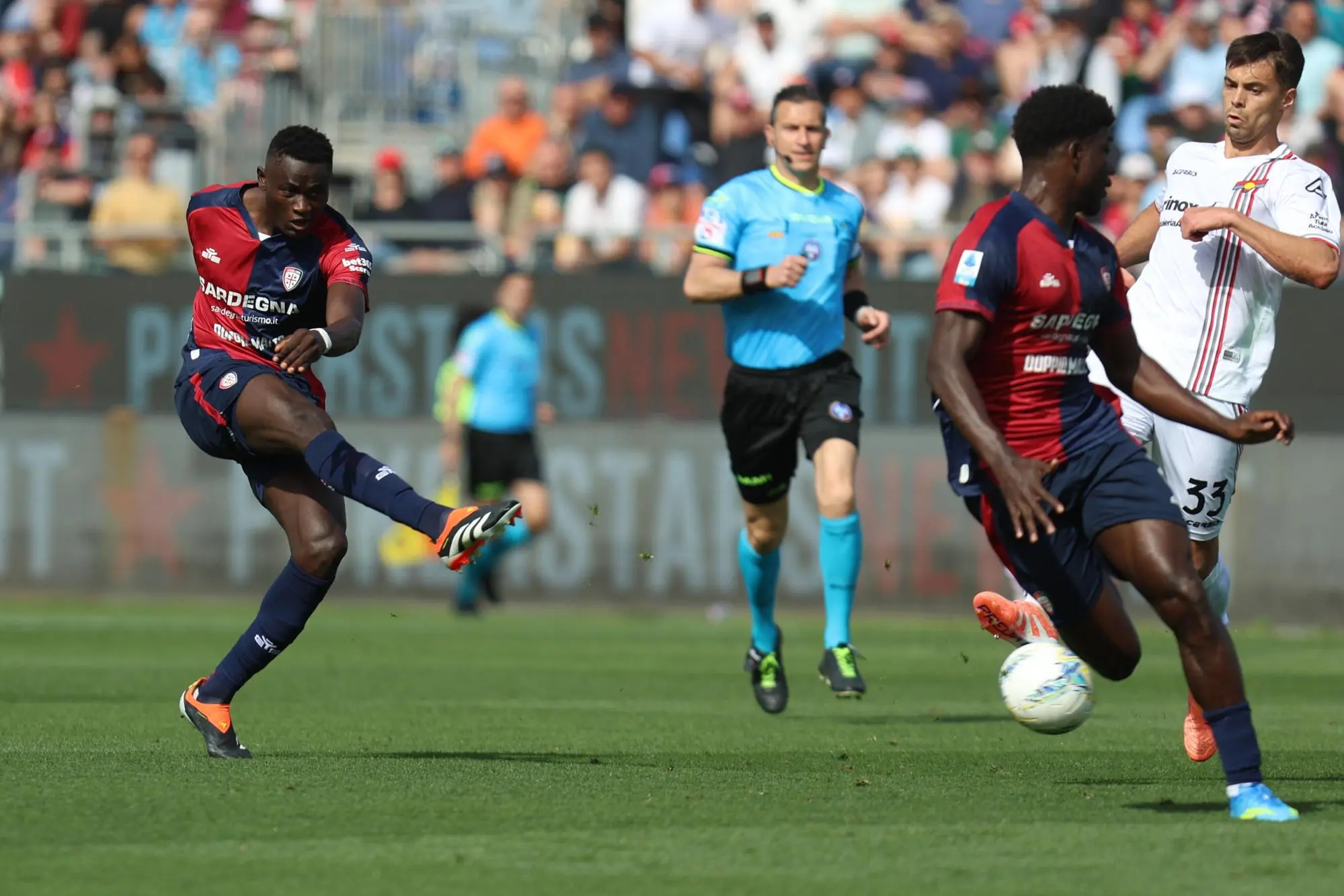 Paul Mendy, attaccante del Cagliari (foto Ansa)