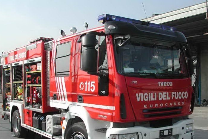 Lecce, esplode una bombola di gas in casa: 35enne in gravi condizioni
