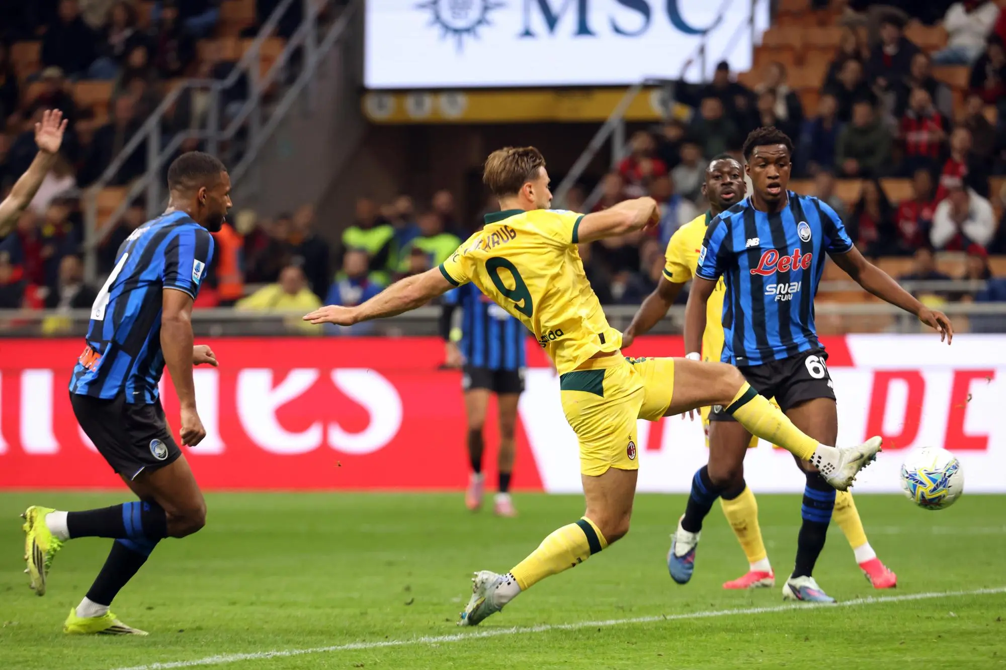 Ac Milan’s Niclas Fullkrug scores in off side during the Italian serie A soccer match between Milan and Atalanta at Giuseppe Meazza stadium in Milan, 10 May 2026. ANSA / MATTEO BAZZI