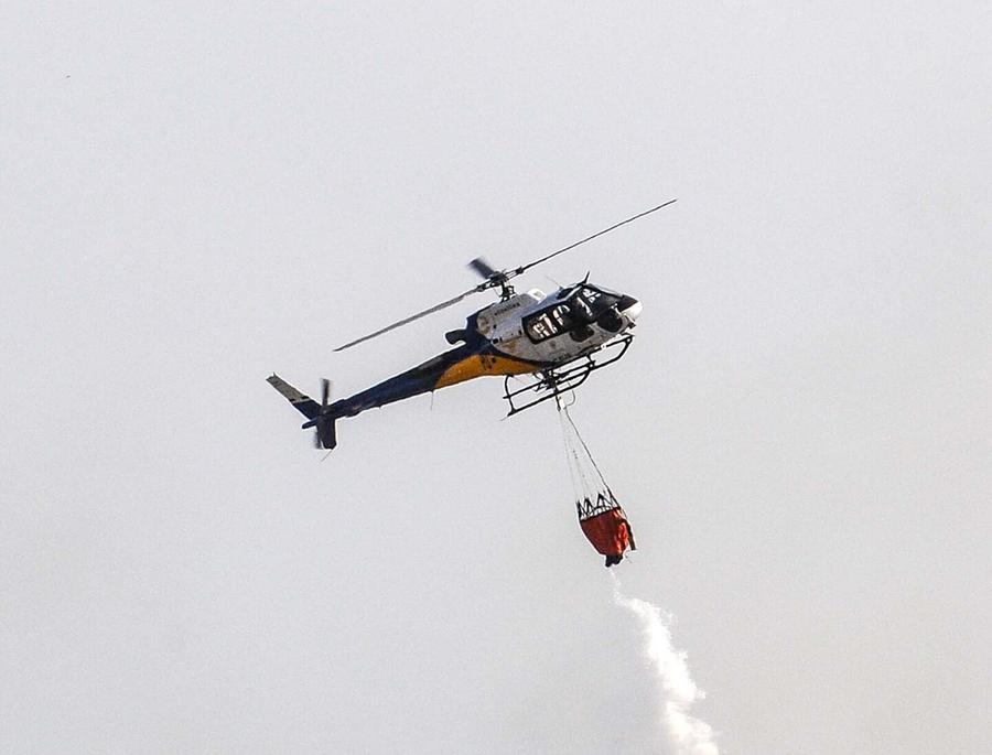 Antincendio, l’elicottero nella base di Ceramica