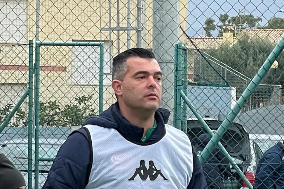Cristian Dessì, allenatore del Castiadas che anticipa sabato col Cortoghiana (foto Spignesi)