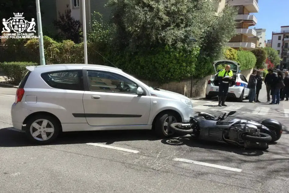 L'incidente è avvenuto nel quartiere Bonaria (foto Polizia municipale Cagliari)