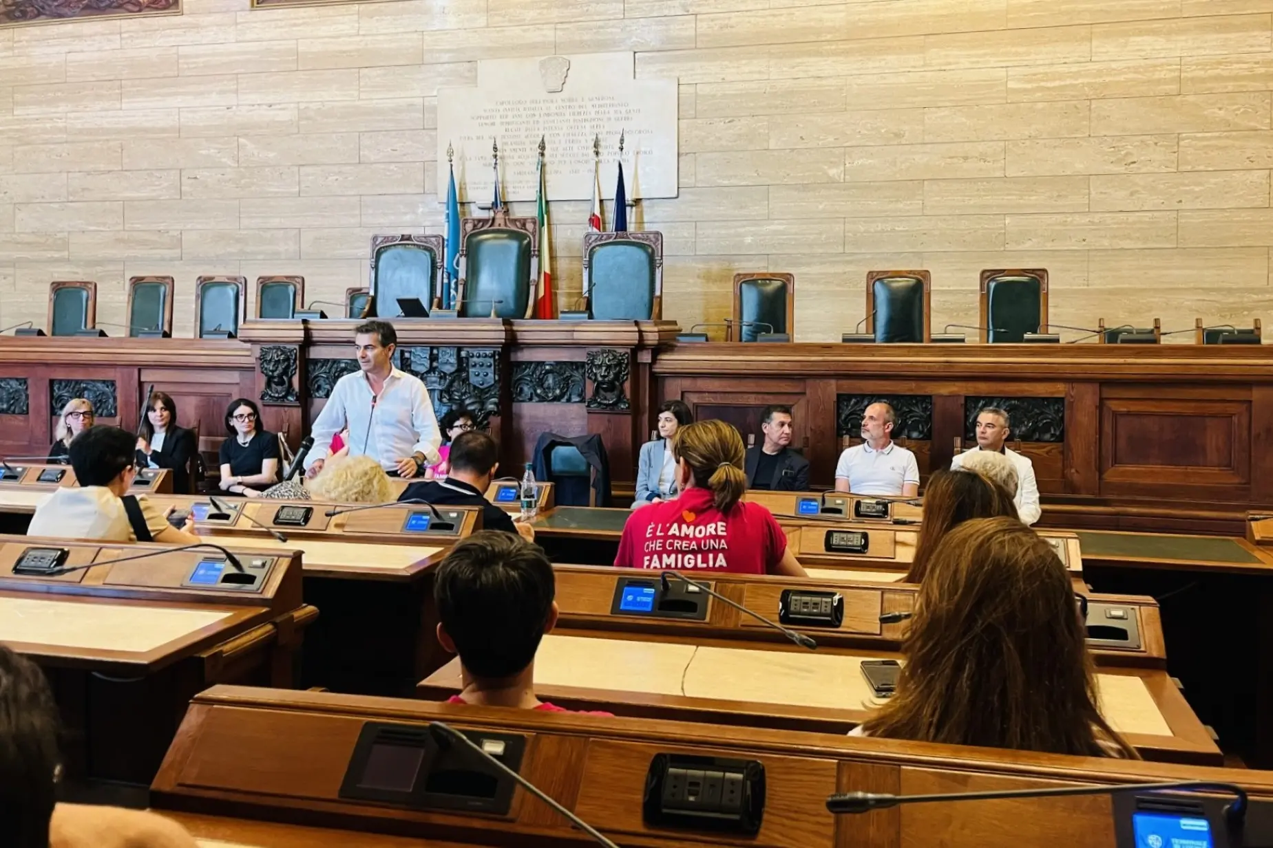 Cagliari, il sindaco Massimo Zedda incontra le famiglie Arcobaleno