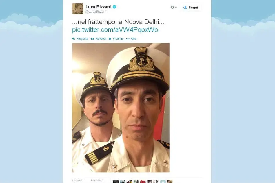 Luca e Paolo nella parodia dei marò