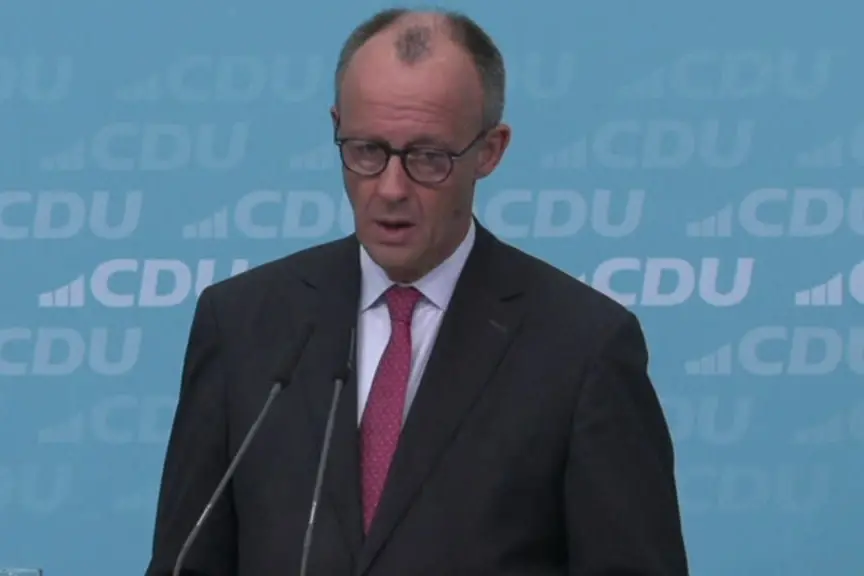 Iran, Merz: preoccupati per l'aumento dei prezzi dell'energia