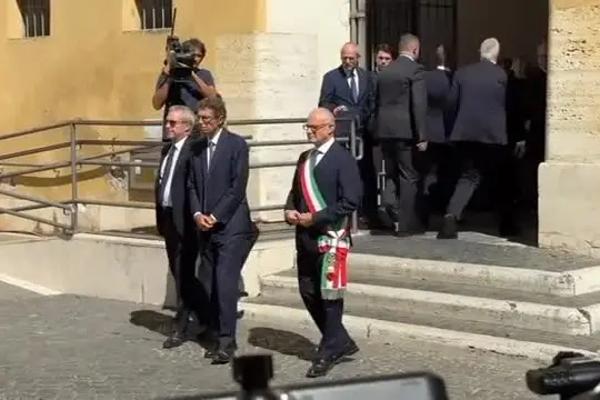 Tutta la politica italiana si riunisce ai funerali di Emma Bonino