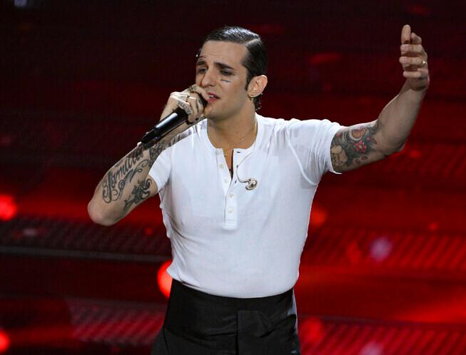 «Sardegna sto arrivando!» Achille Lauro il 13 agosto stella dell’Olbia Arena