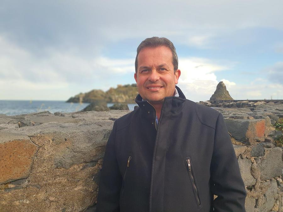 Oristano, Dino Manca presenta il suo volume “Sas cantones de Publio Dui”