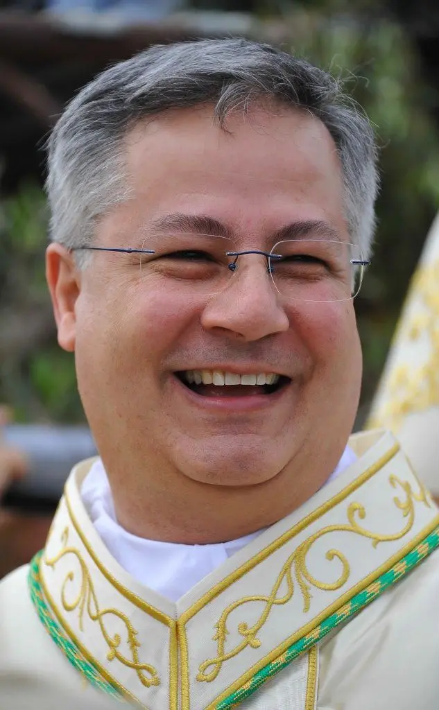 L'Arcivescovo di Oristano, monsignor Roberto Carboni