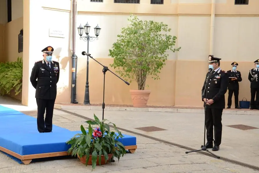 (foto carabinieri)