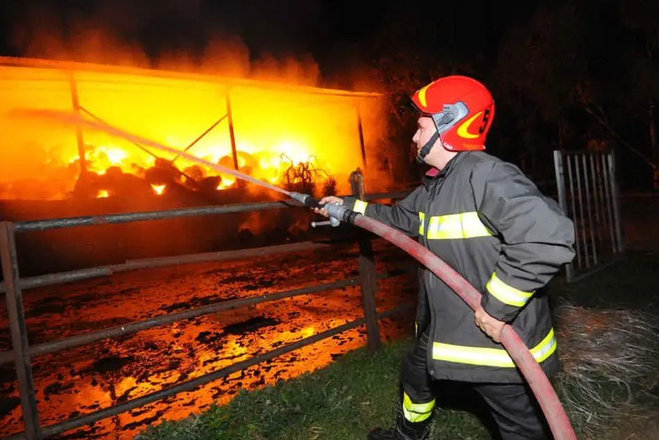 Un intervento dei vigili del fuoco