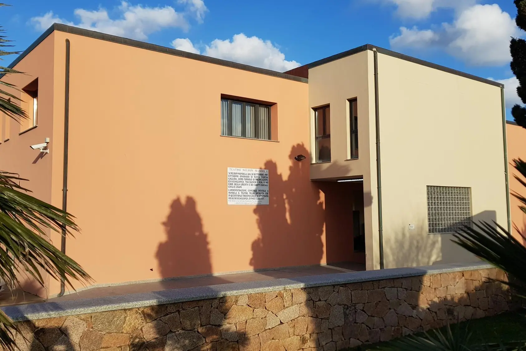 Santa Teresa Gallura, cinema teatro Nelson Mandela (Foto Ronchi).