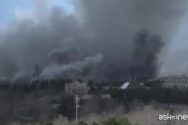 Enorme nube di fumo sopra Teheran, ripresi attacchi Usa-Israele su Iran