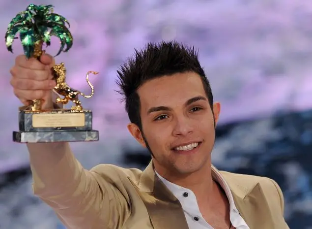 Marco Carta a Sanremo 2009 (Ansa)
