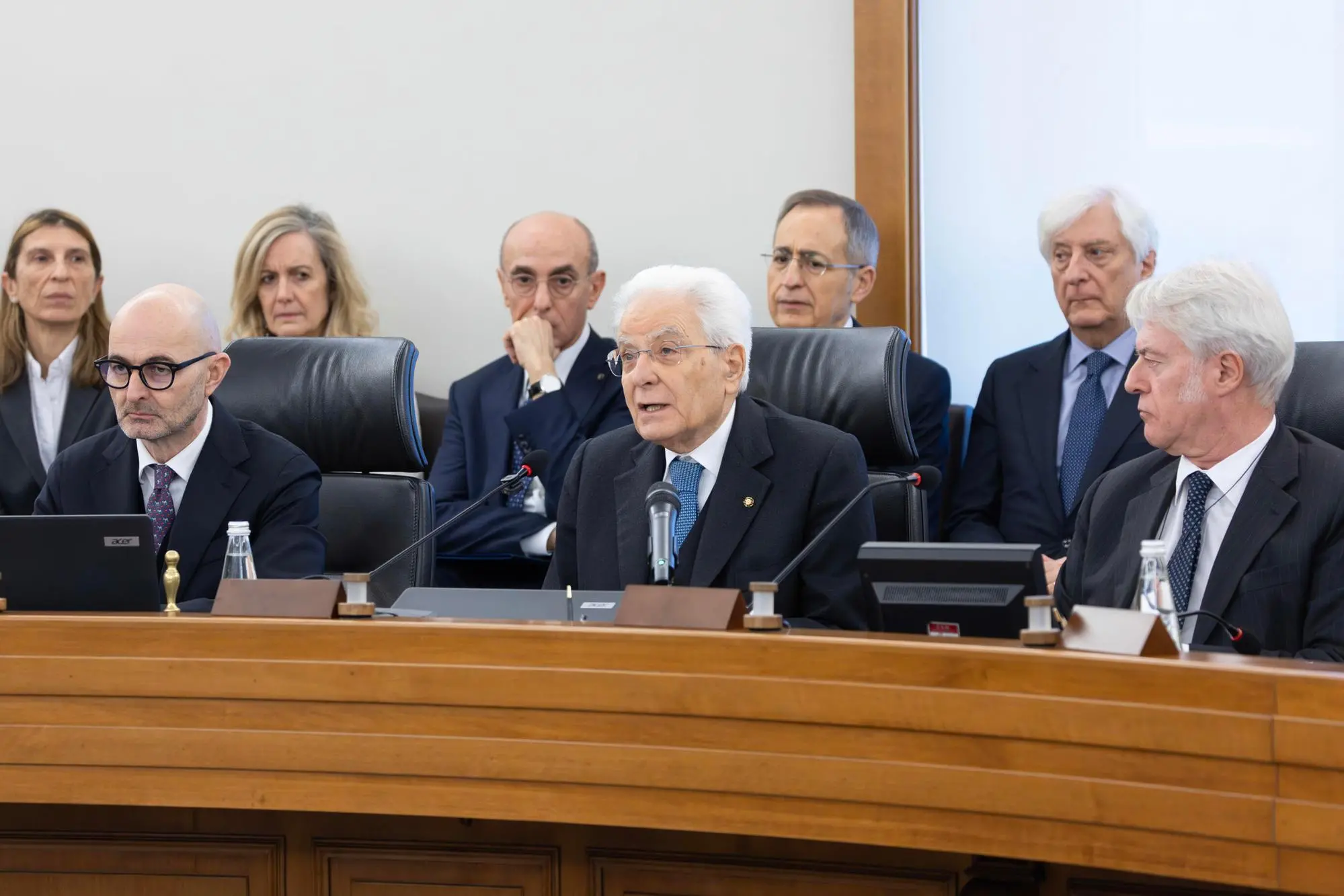 Il Presidente Sergio Mattarella all'Assemblea plenaria straordinaria del CSM (foto Ansa)