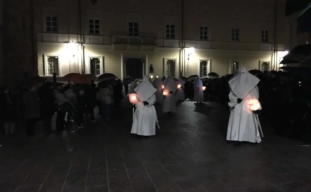 La sera del Descenso è il funerale di Gesù