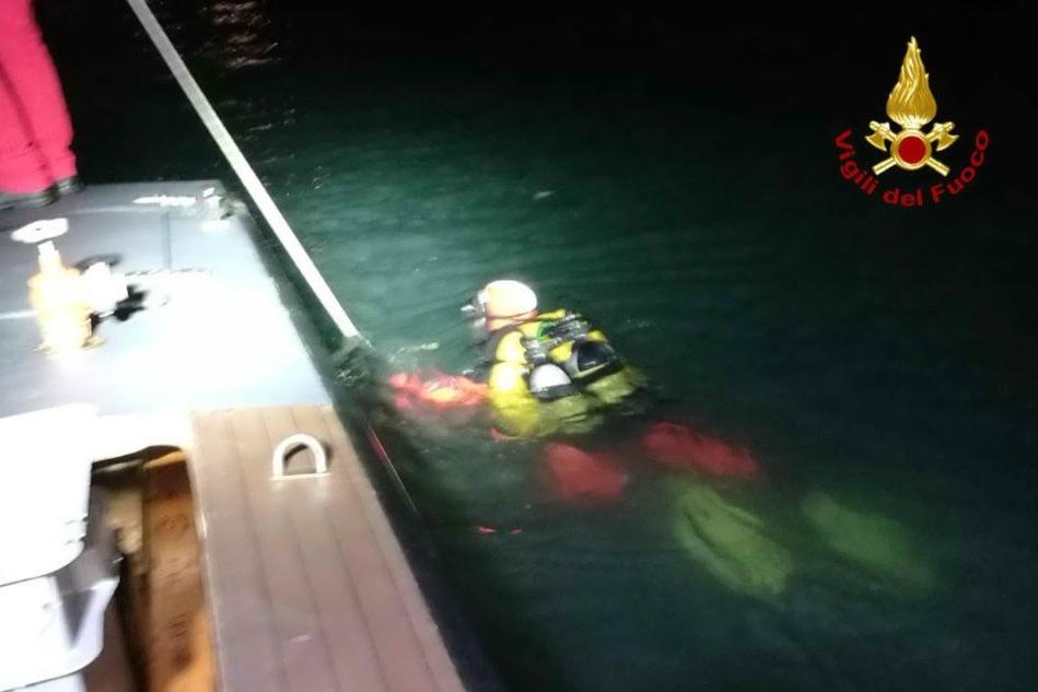 Offshore contro diga a Venezia, tre morti