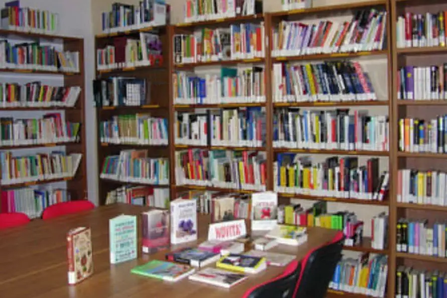 La biblioteca comunale di Turri