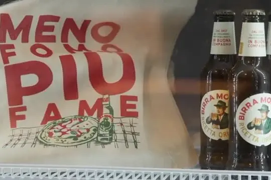 Meno formale e più autentica: la nuova ricetta degli italiani a tavola