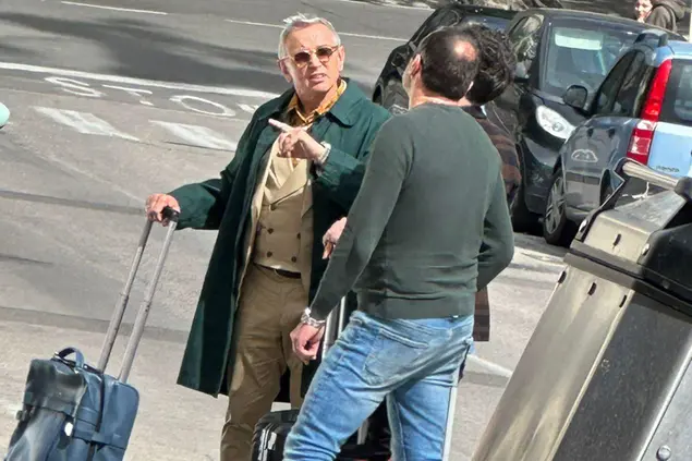 Lo chef Bruno Barbieri nei pressi di Villa Fanny (Foto Onano)