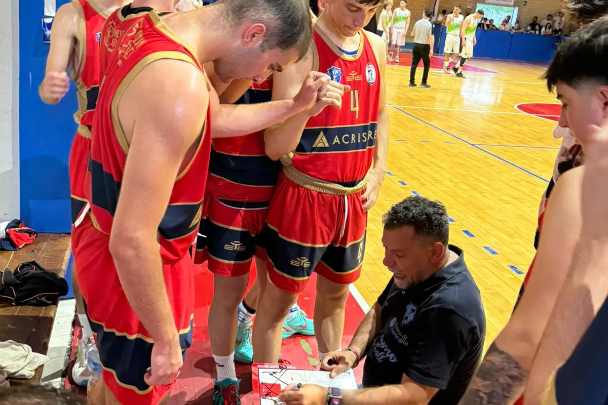 Un timeout della Torres (foto concessa)
