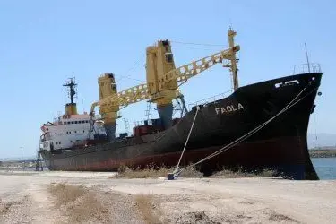 La nave Faola ormeggiata al porto di Oristano - Foto Alessandra chergia