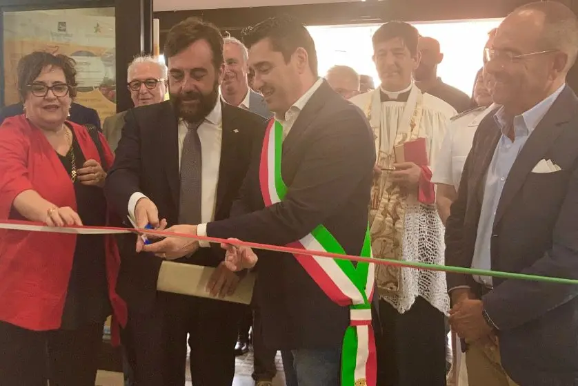 Porto Torres, taglio del nastro al Centro intermodale (foto Pala)