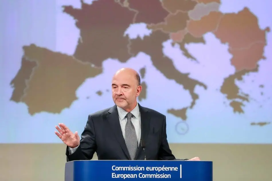 Pierre Moscovici (Ansa/Epa)