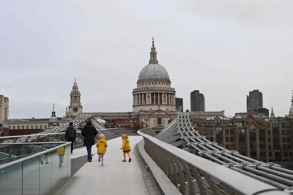 Lockdown a Londra (Ansa)