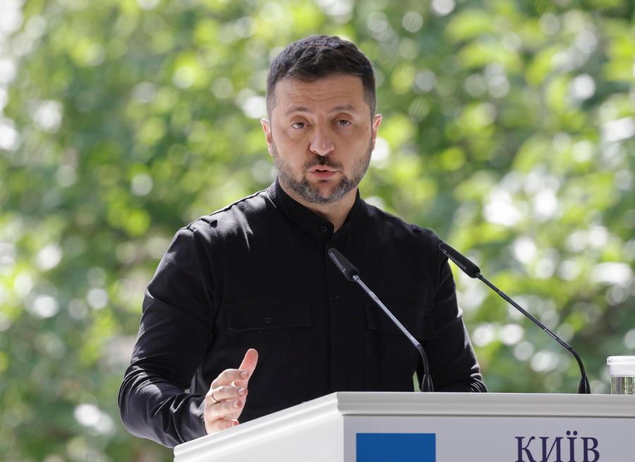 Ucraina, negoziati in stallo. Gli Usa vendono a Kiev armi per oltre 800 milioni di dollari