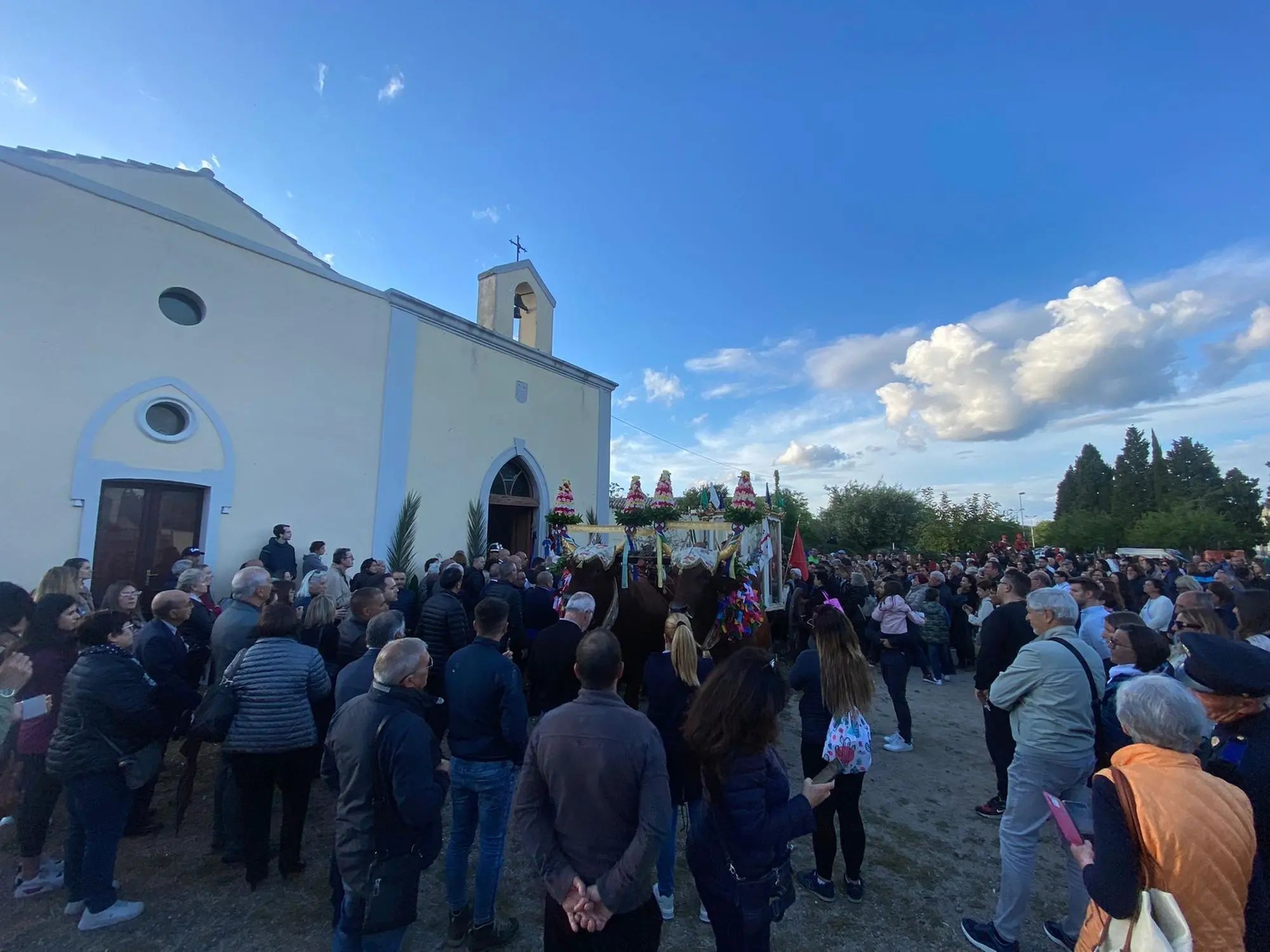 La folla dei fedeli
