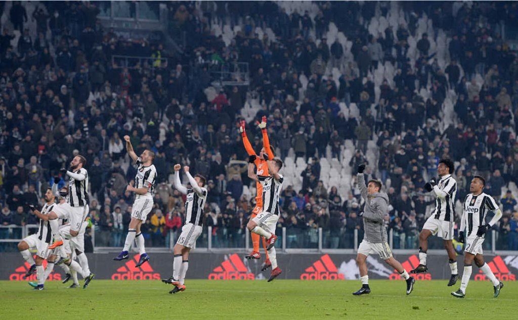 Giocatori bianconeri allo Juventus Stadium