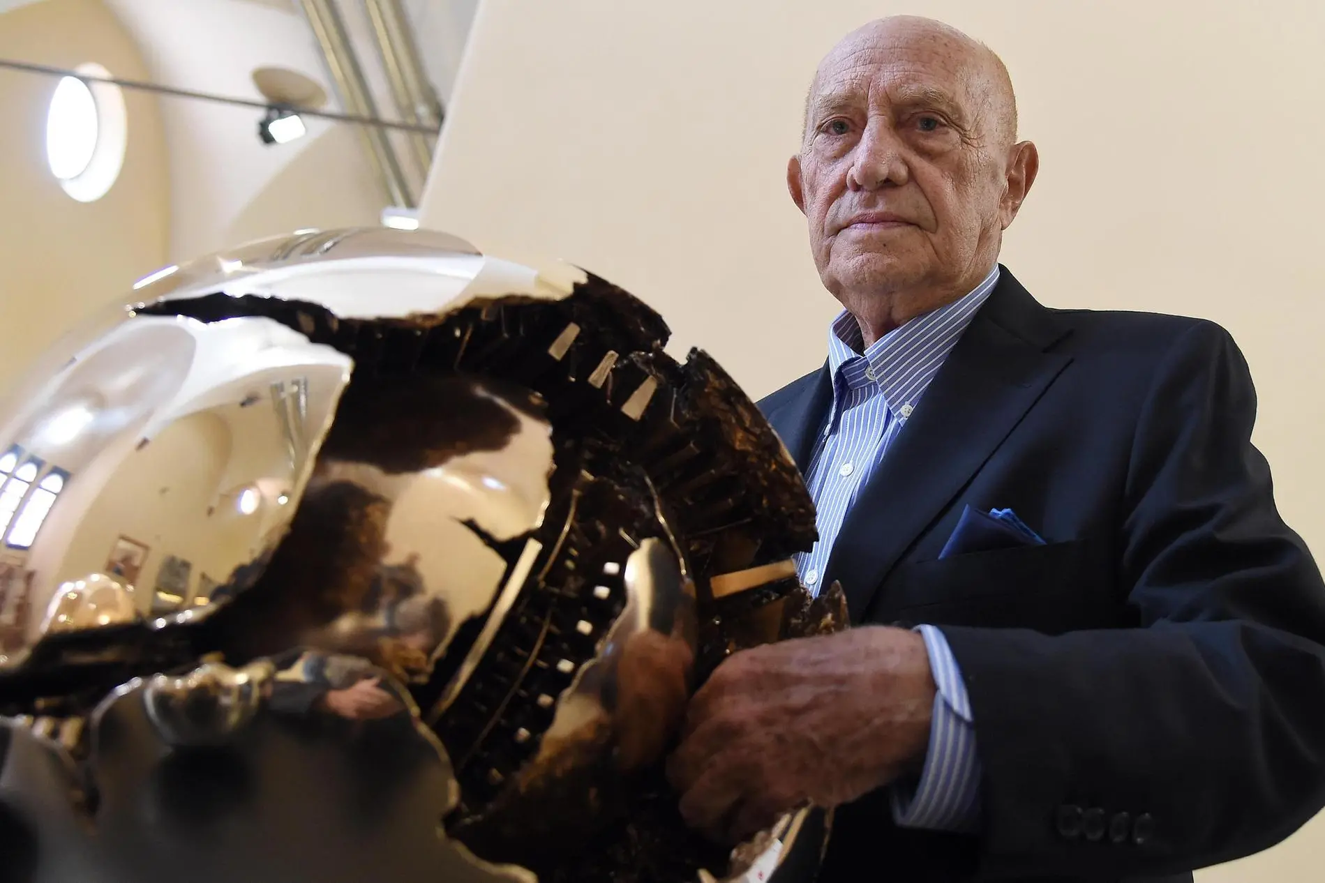 Arnaldo Pomodoro (foto Ansa)