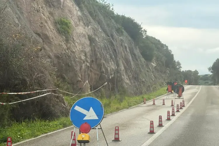 La provinciale 12 in direzione Putifigari (foto concessa)