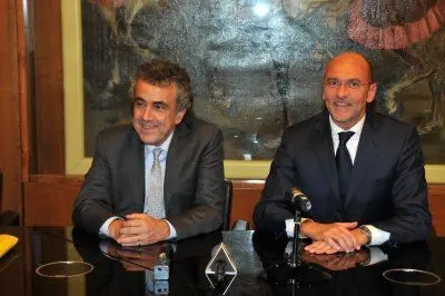 Il ministro uscente Fabrizio Barca e il governatore Cappellacci