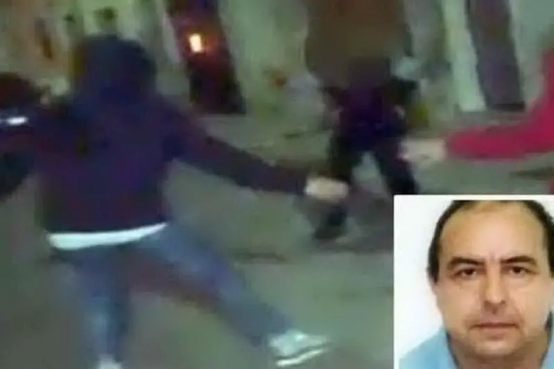 Un fermo immagine tratto da un video degli agenti, nel riquadro Antonio Stano (foto Polizia)